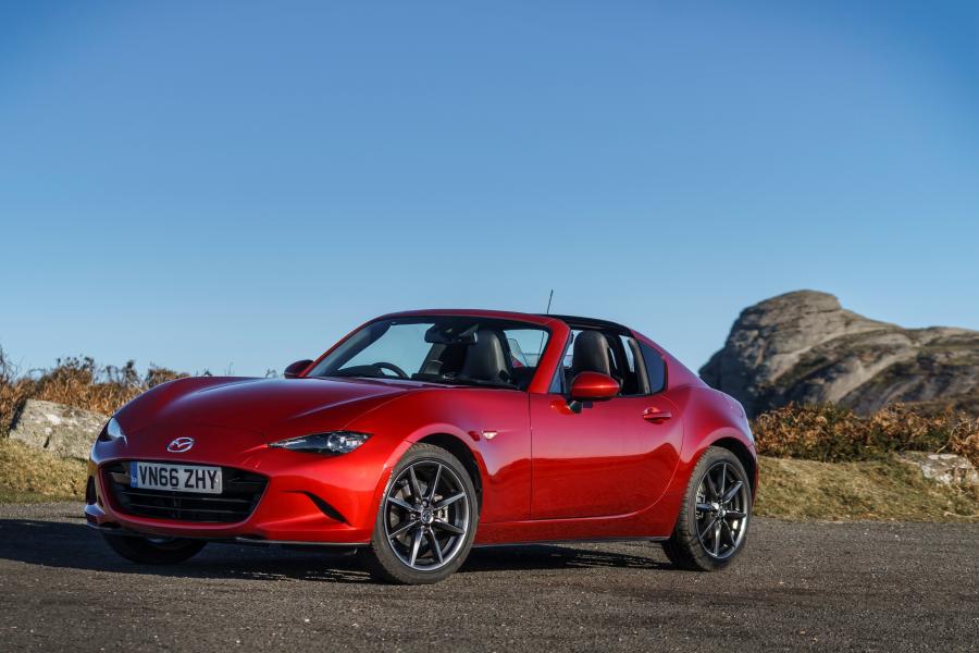  Mazda MX-5 RF 2017 года  (UK) (фото 19 из 40)